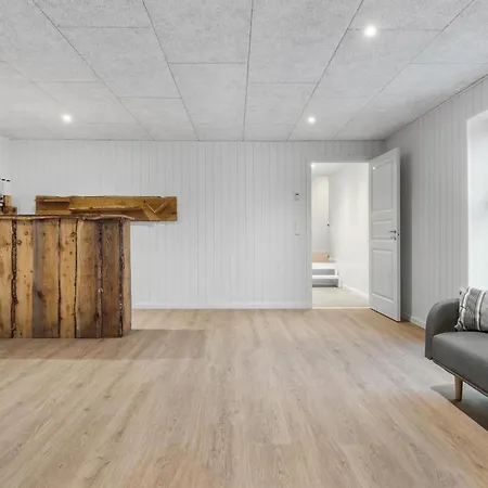 3 Bedroom Cozy In Casa vacanze *